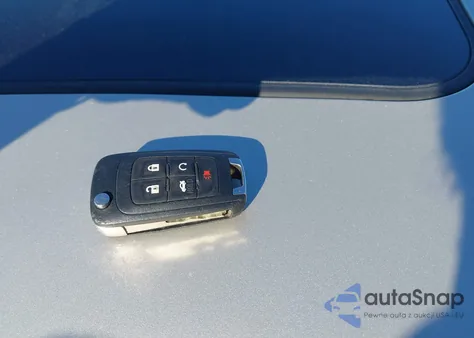 2015 Chevrolet Malibu 2Lz из США, поврежденный, VIN 1G11G5SX3FF145300